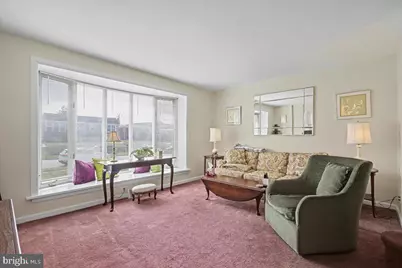 607 Glenn Valley Drive, Norristown, PA 19401 - Photo 6