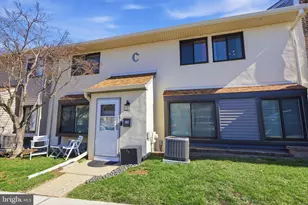 22 Fitzwatertown Rd, Willow Grove, PA 19090 - Photo 28