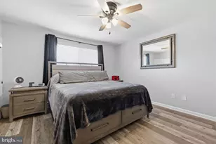 22 Fitzwatertown Rd, Willow Grove, PA 19090 - Photo 16