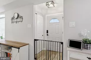 22 Fitzwatertown Rd, Willow Grove, PA 19090 - Photo 12