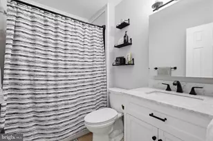 22 Fitzwatertown Rd, Willow Grove, PA 19090 - Photo 18