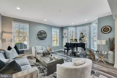 407 Merion Hill Lane, Conshohocken, PA 19428 - Photo 4