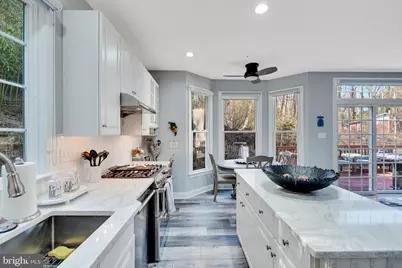 407 Merion Hill Lane, Conshohocken, PA 19428 - Photo 10