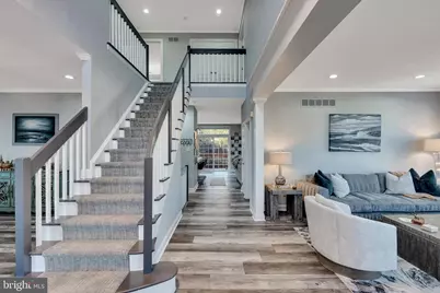 407 Merion Hill Lane, Conshohocken, PA 19428 - Photo 2