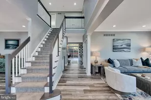 407 Merion Hill Ln, Conshohocken, PA 19428 - Photo 2