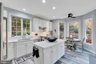 407 Merion Hill Ln, Conshohocken, PA 19428 - Photo 12