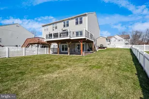 671 Daisy Ln, Pennsburg, PA 18073 - Photo 38