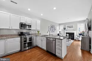 1 Coventry Ct, Conshohocken, PA 19428 - Photo 2