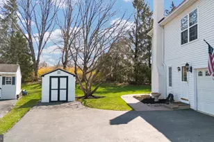 492 Shakespeare Dr, Collegeville, PA 19426 - Photo 8