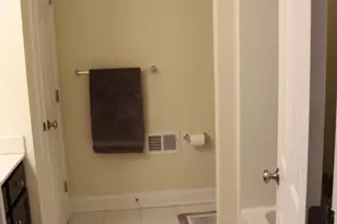 201 Hampton Ct, Harleysville, PA 19438 - Photo 14