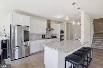 201 Hampton Court, Harleysville, PA 19438 - Photo 4