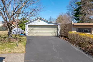 319 Margaretta Ave, Huntingdon Valley, PA 19006 - Photo 4