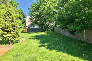 4001 Center Ave, Lafayette Hill, PA 19444 - Photo 2