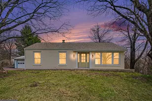 305 Green Hill Rd, Telford, PA 18969 - Photo 1