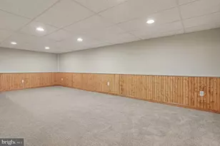 305 Green Hill Rd, Telford, PA 18969 - Photo 18