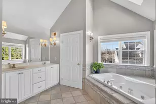 1419 Royal Oak Dr, Blue Bell, PA 19422 - Photo 34