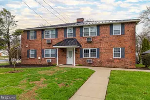 429 Edgemont Ave, Lansdale, PA 19446 - Photo 1