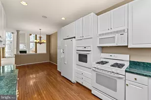 376 Hobson Pl, Blue Bell, PA 19422 - Photo 10