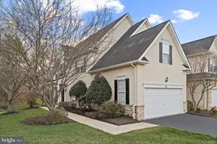 376 Hobson Pl, Blue Bell, PA 19422 - Photo 1