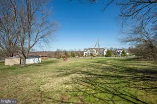 874 Sunset Ln, Telford, PA 18969 - Photo 14