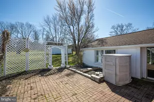 874 Sunset Ln, Telford, PA 18969 - Photo 8