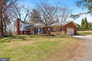 835 N Trooper Rd, Eagleville, PA 19403 - Photo 2