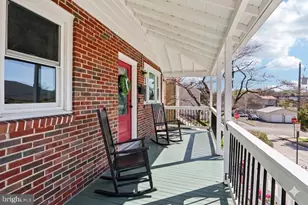 207 Amelia St, Mont Clare, PA 19453 - Photo 4