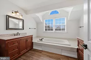 100 Larkspur Ln, Ambler, PA 19002 - Photo 16