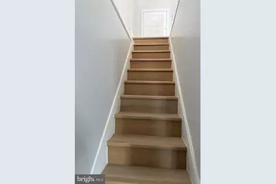 107 E 3rd Street, Lansdale, PA 19446 - Photo 4