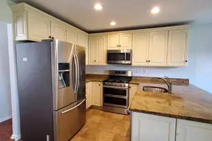 261 Tulip Tree Ct, Blue Bell, PA 19422 - Photo 6