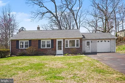 13 Perkiomen Avenue, Schwenksville, PA 19473 - Photo 2