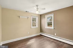 13 Perkiomen Ave, Schwenksville, PA 19473 - Photo 28