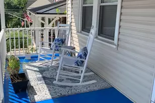 9 Cedar, Conshohocken, PA 19428 - Photo 2