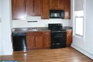 135 W 6th St, Bridgeport, PA 19405 - Photo 6