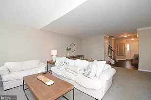 1039 Greenes Way Cir, Collegeville, PA 19426 - Photo 18