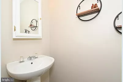 1039 Greenes Way Circle, Collegeville, PA 19426 - Photo 6