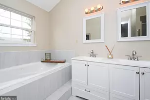 1039 Greenes Way Cir, Collegeville, PA 19426 - Photo 28