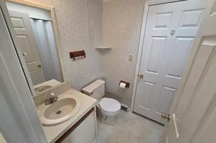 24 Shagbark Ct E, Harleysville, PA 19438 - Photo 16