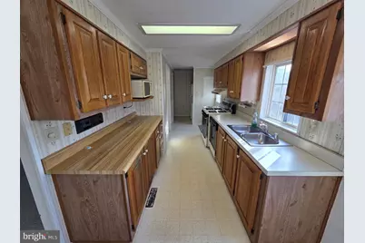 24 Shagbark Court E, Harleysville, PA 19438 - Photo 6