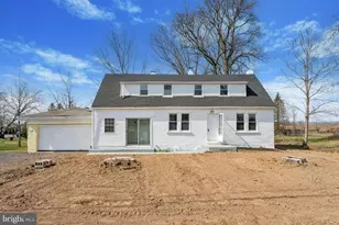 635 Elroy Rd, Souderton, PA 18964 - Photo 1