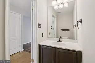 6200 Rolling Hill Dr, North Wales, PA 19454 - Photo 16