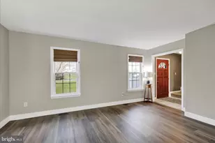 2381 Heather Ln, Pottstown, PA 19464 - Photo 6