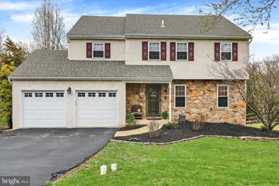 2381 Heather Lane, Pottstown, PA 19464 - Photo 2