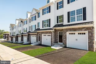 211 8th St, Bridgeport, PA 19405 - Photo 1