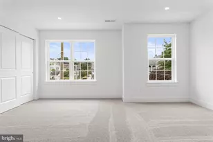 211 8th St, Bridgeport, PA 19405 - Photo 12