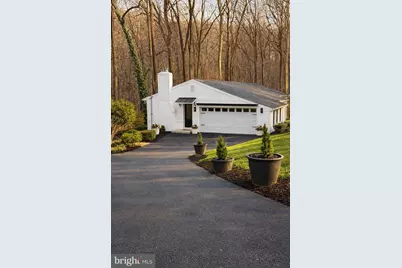 971 Stevens Lane, Wayne, PA 19087 - Photo 2