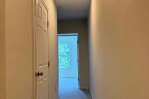 52 W Basin St, Norristown, PA 19401 - Photo 12