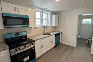 52 W Basin St, Norristown, PA 19401 - Photo 2