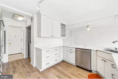 1001 City Avenue #E-306, Wynnewood, PA 19096 - Photo 6