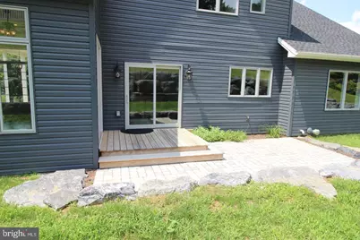 86 Spares Lane, Phoenixville, PA 19453 - Photo 2